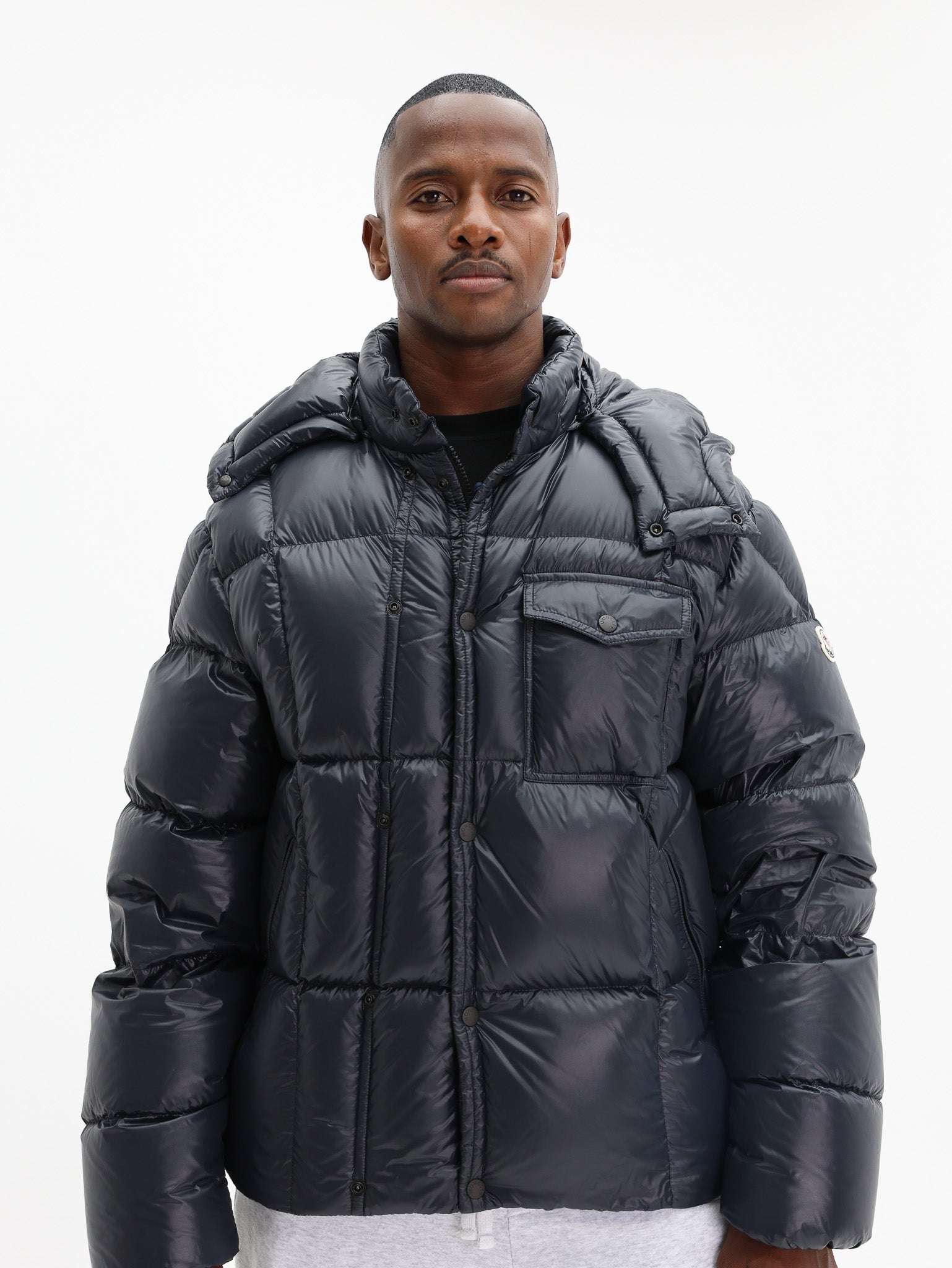 Moncler Jacket Serfanto Puffer Logo Black - AL Capone Premium