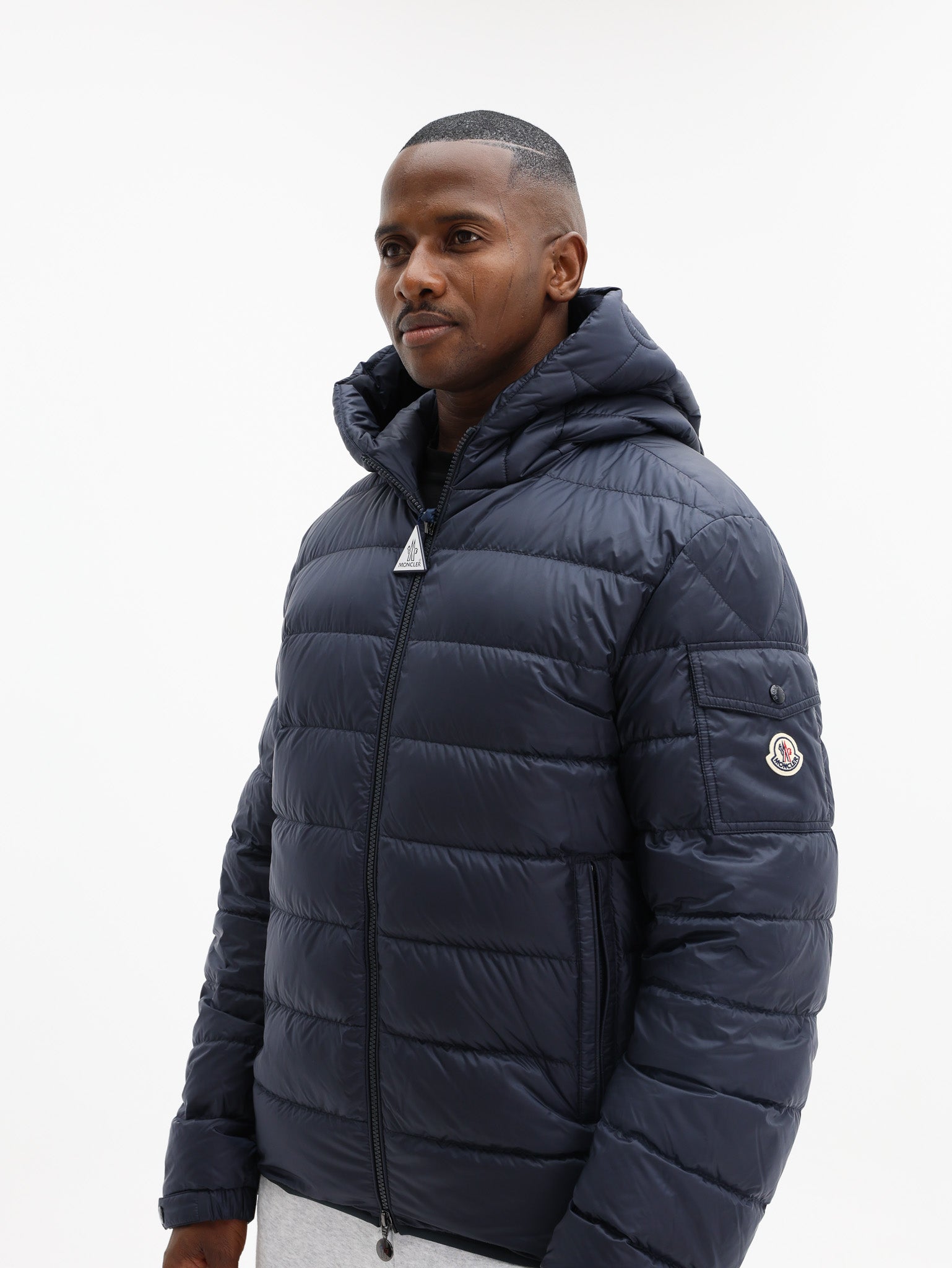 MONCLER フード付きネイビージャケット Moncler Jacket Najan Puffer Black - AL Capone Premium