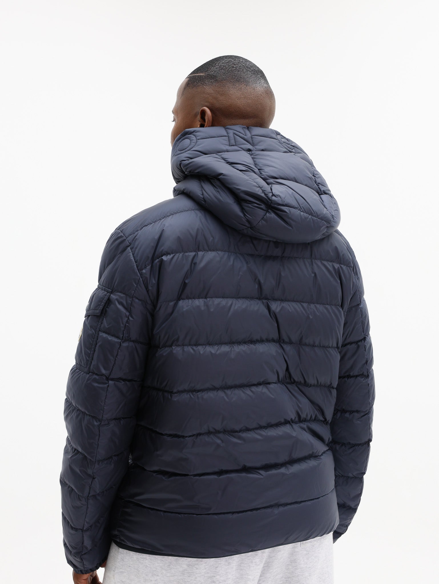 MONCLER フード付きネイビージャケット Moncler Jacket Najan Puffer Black - AL Capone Premium