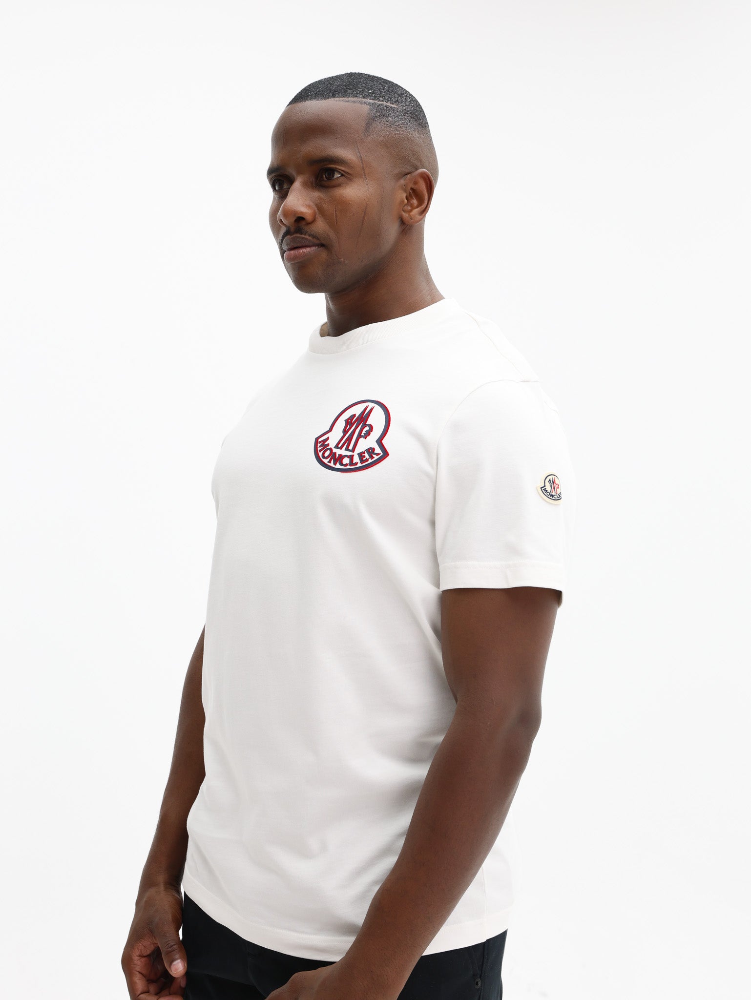 未使用　モンクレール　Top Embroidered Logo Canotta 未使用 モンクレール Top Embroidered Logo Canottaの通販はau PAY