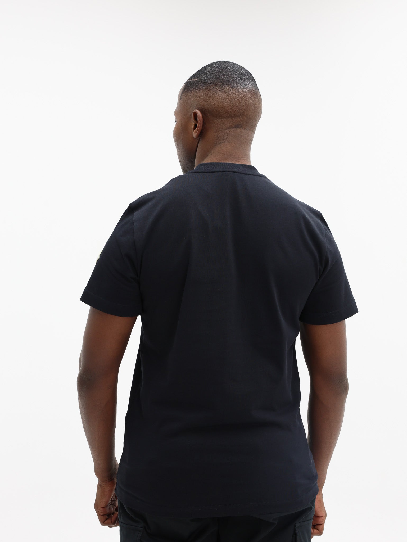 Moncler T-Shirt Logo Black - AL Capone Premium
