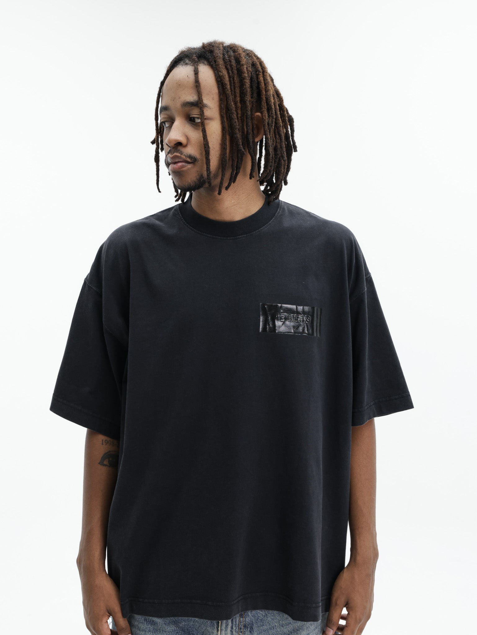 Vetements T-Shirt Taped Logo Black - AL Capone Premium