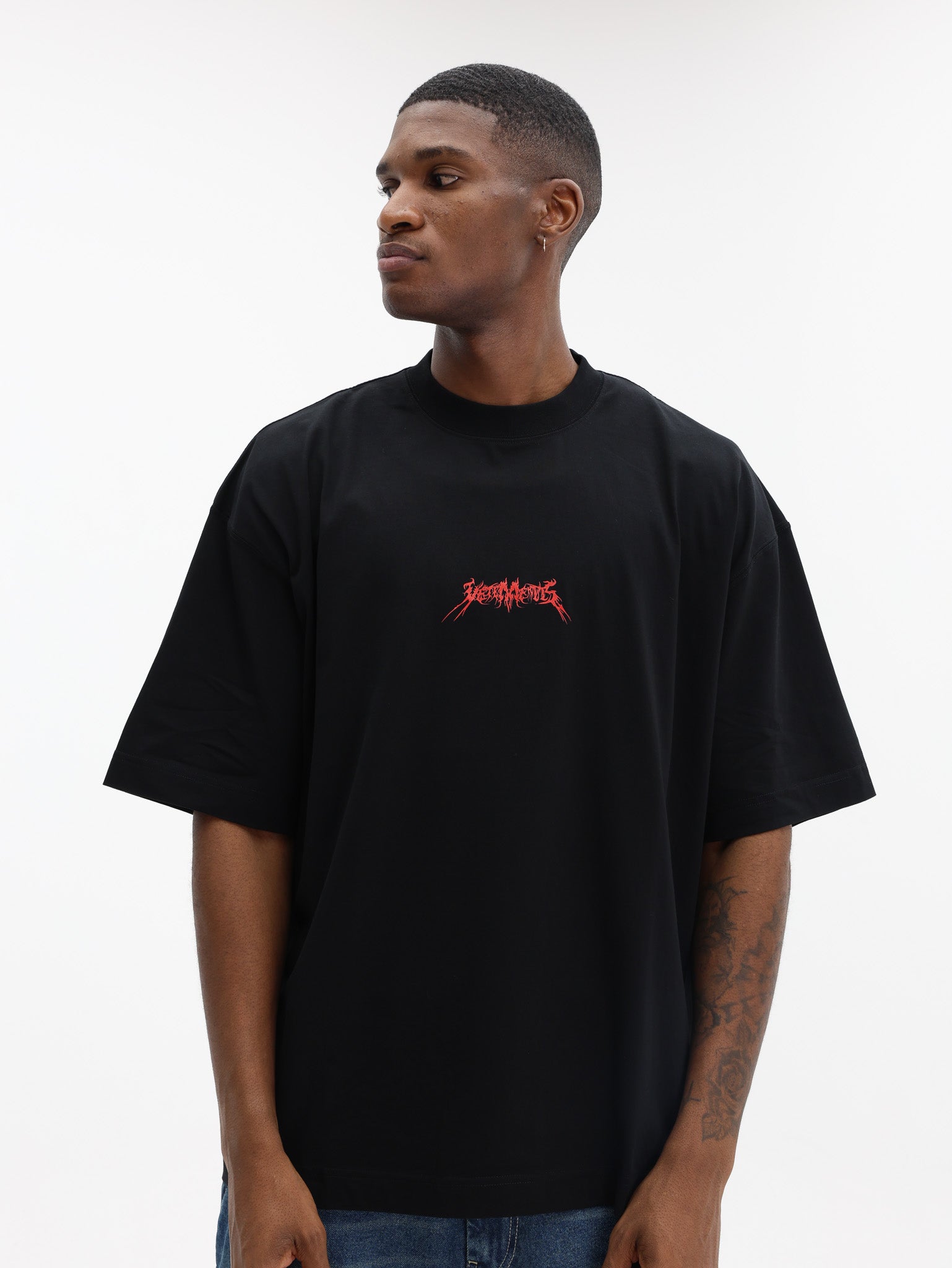 Vetements T-Shirt Metal Logo Regular Black - AL Capone Premium