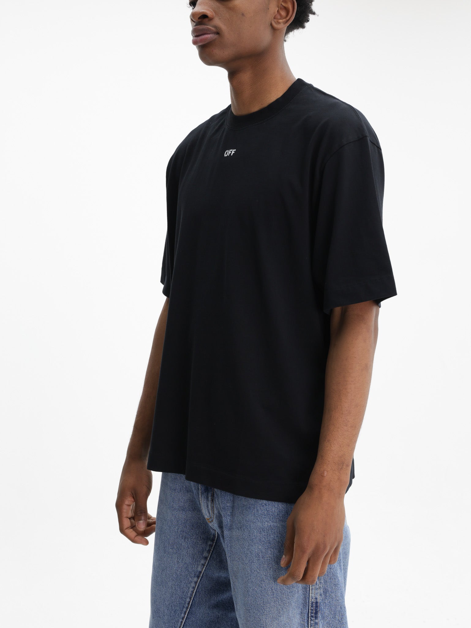 Off - White T-Shirt 3d Arrow Spray Black - AL Capone Premium
