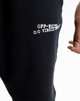 Off - White Shorts Type Machine Arrow Black
