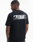 Arte T-Shirt Block White Back Print Black