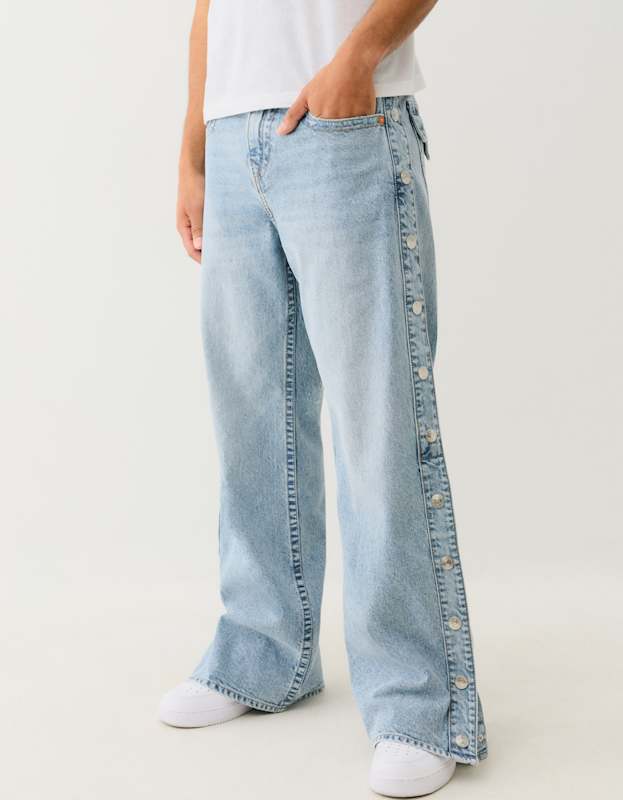 True Religion Vinny Tear Away Sn Flp 32In Whisper Medium Wash - AL