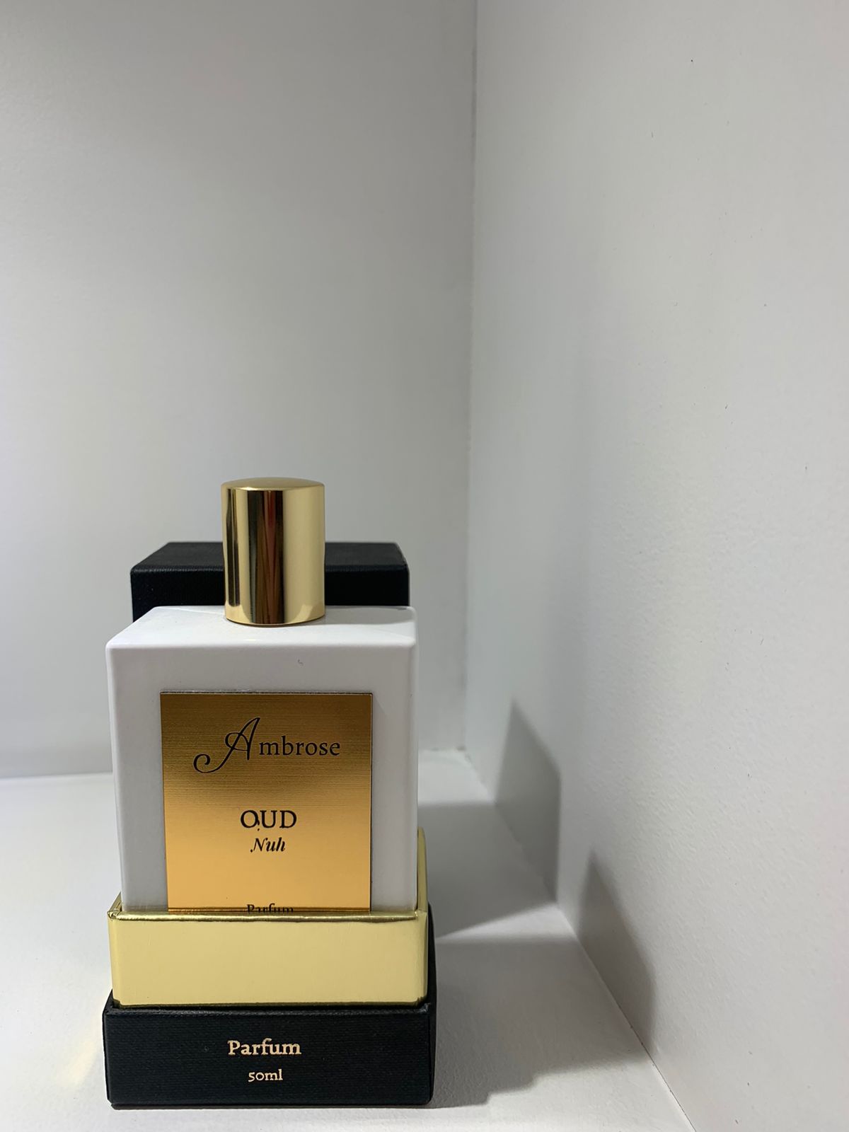 Ambrose Perfume Nuh Oud White - AL Capone PremiumAccessories952-1