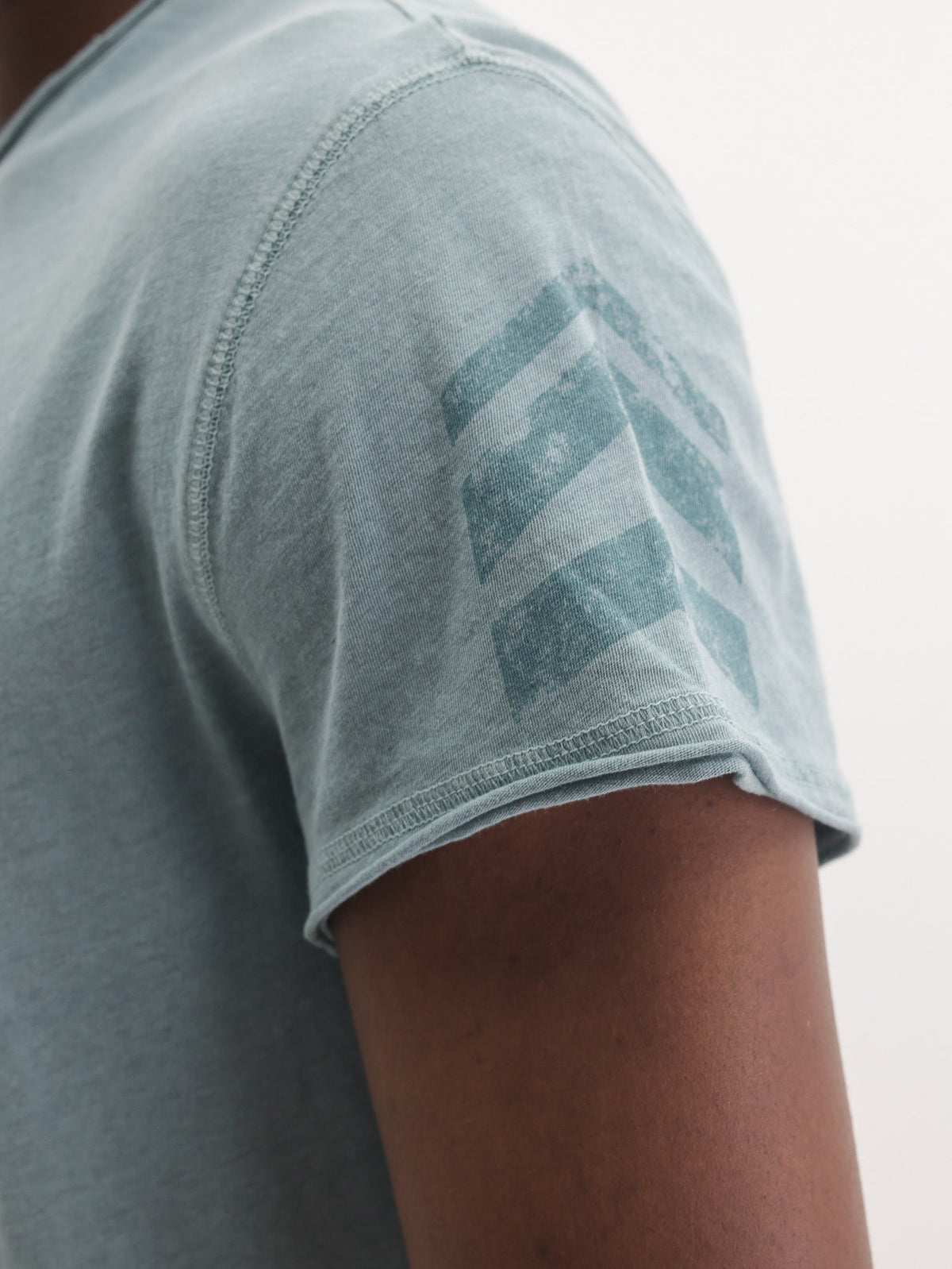 Zadig &amp; Voltaire T-Shirt Monastir Henley Arrow Green