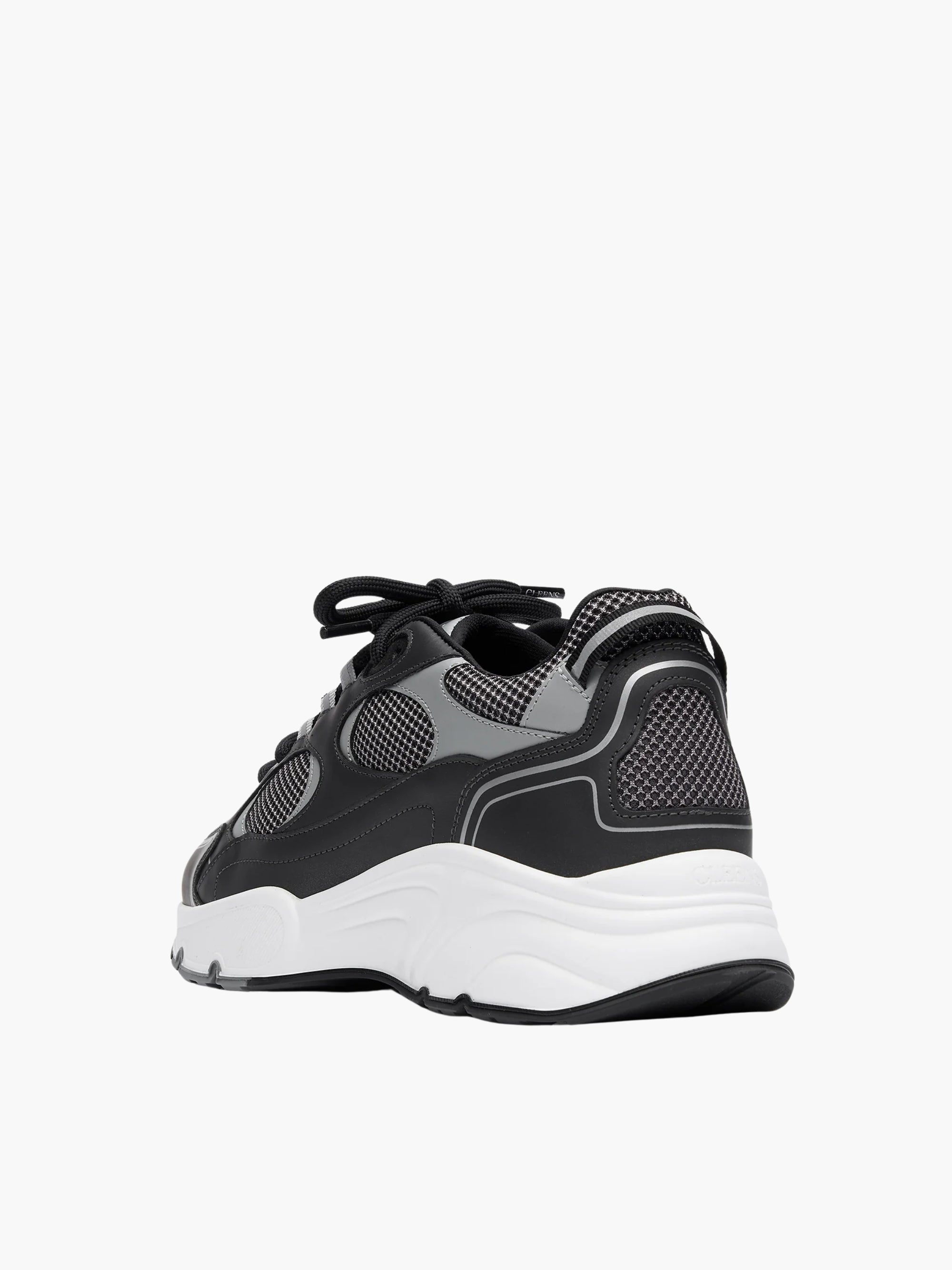 Cleens Sneakers C18 White Sole Plain Lace Up Black