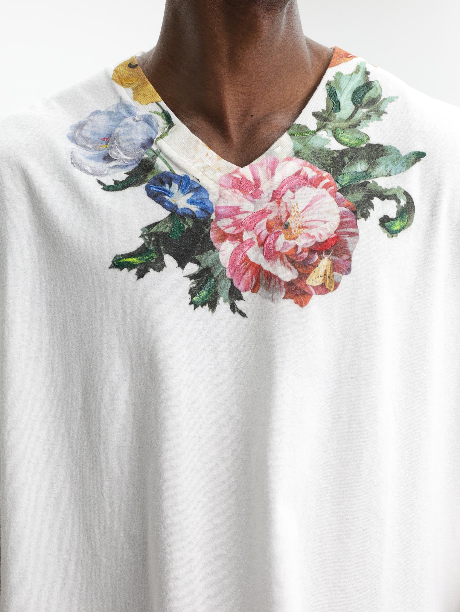 Maison Margiela T-Shirt Flower Neckline Print White