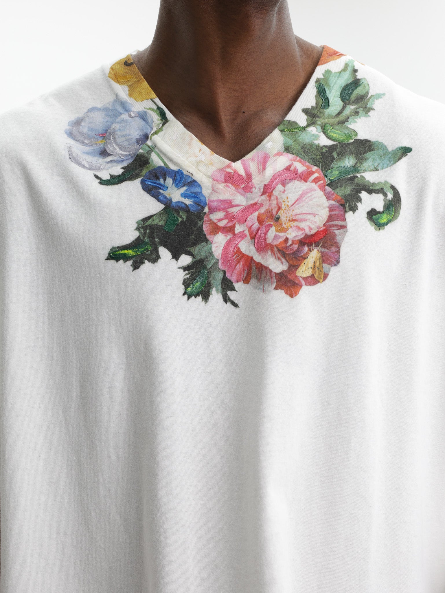 Maison Margiela T-Shirt Flower Neckline Print White