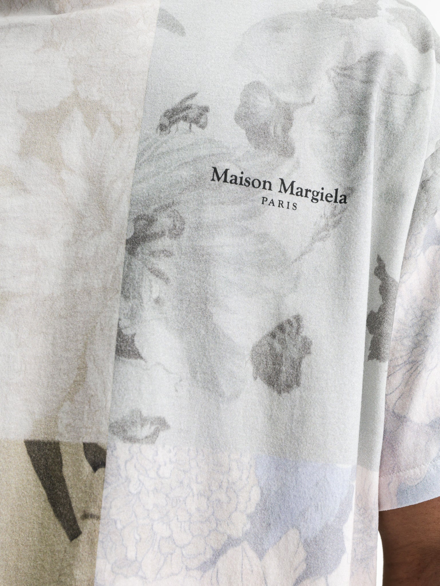 Maison Margiela T-Shirt All Over Print  Beige
