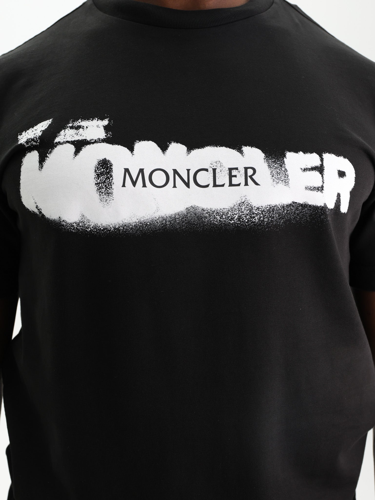 Moncler T-Shirt Smudge Logo Black - AL Capone Premium