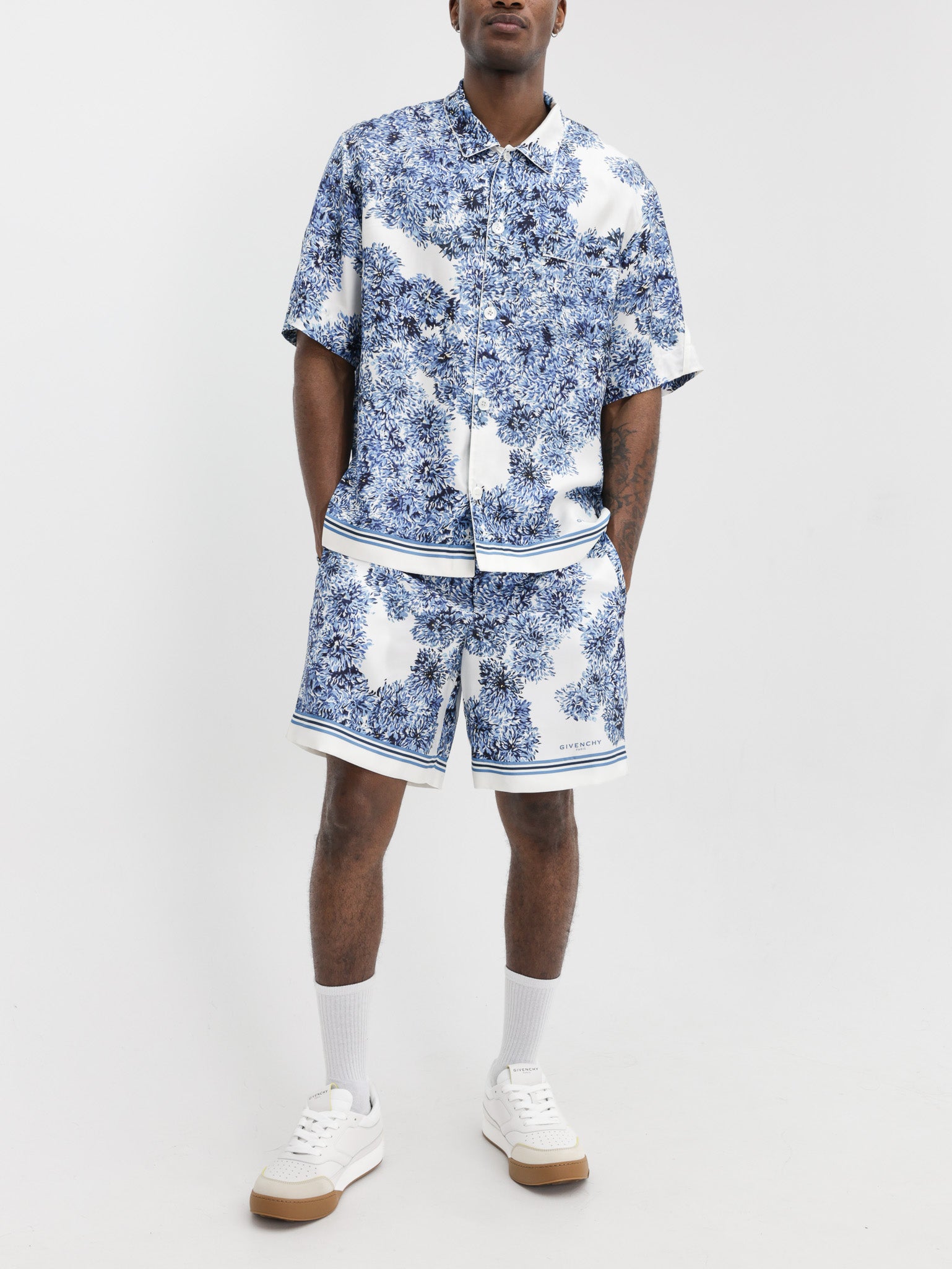 Givenchy Short Flower Print  Blue/White