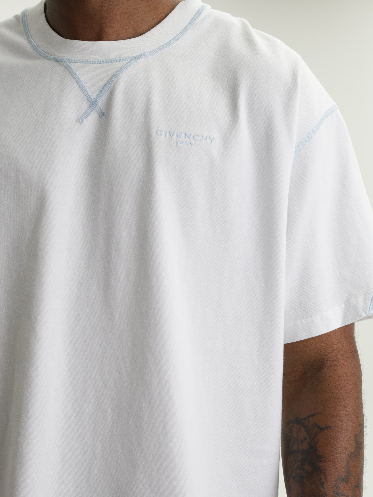Givenchy T-Shirt Blue Logo Print White