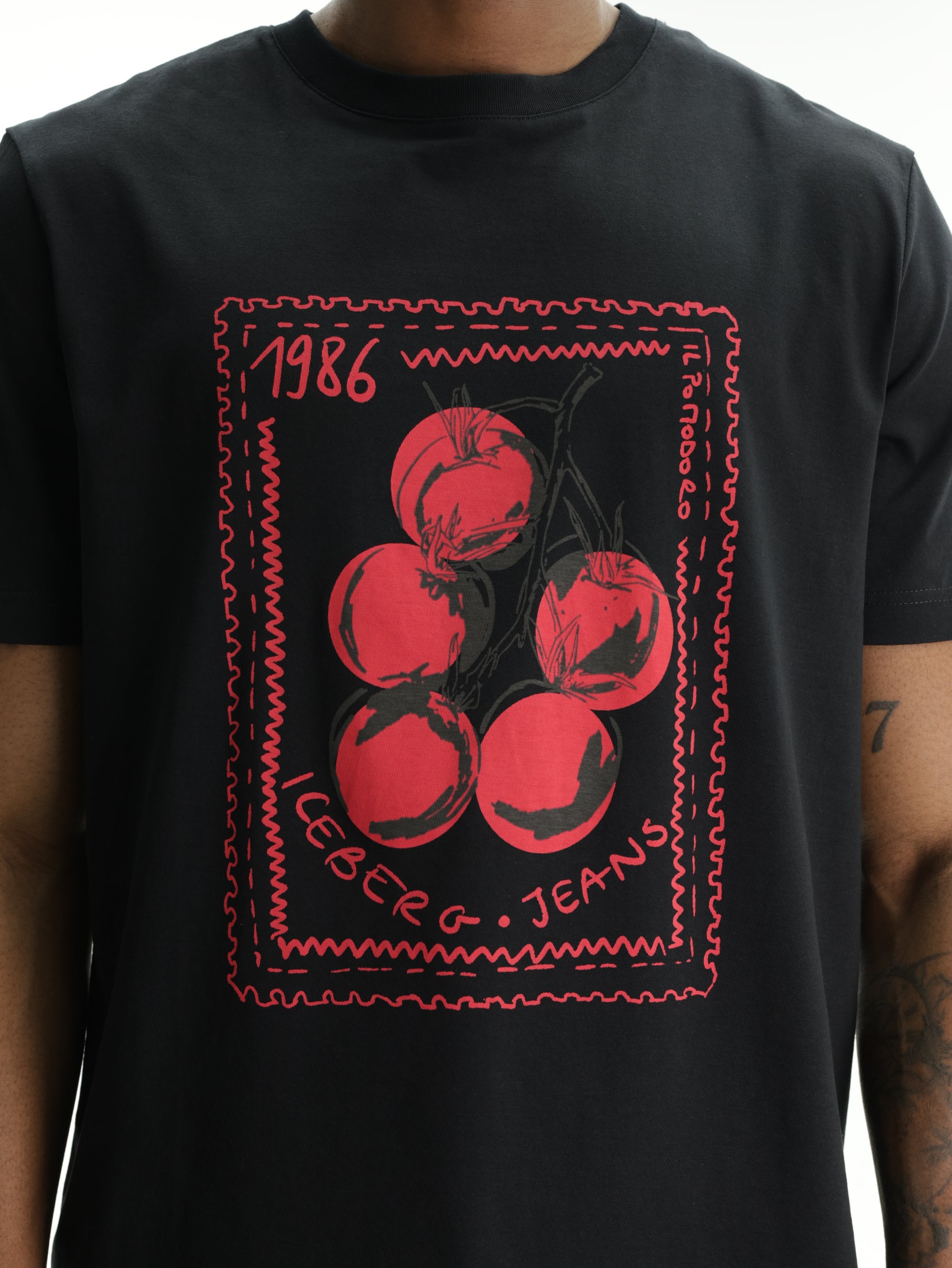 Iceberg Jeans T-Shirt Tomato 1986 Print Black