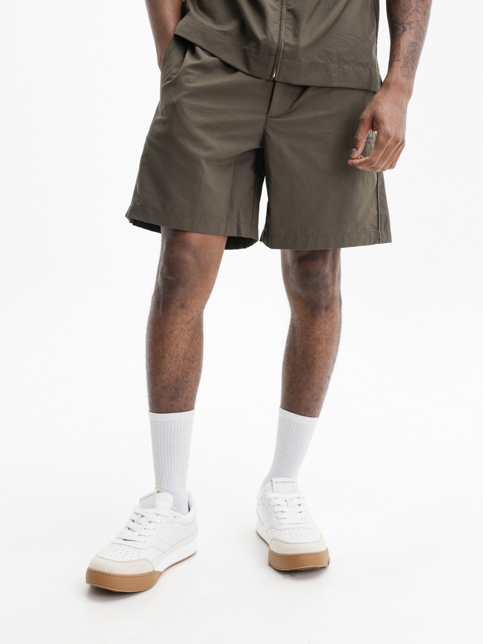 Givenchy Short Relaxed Fit Brown