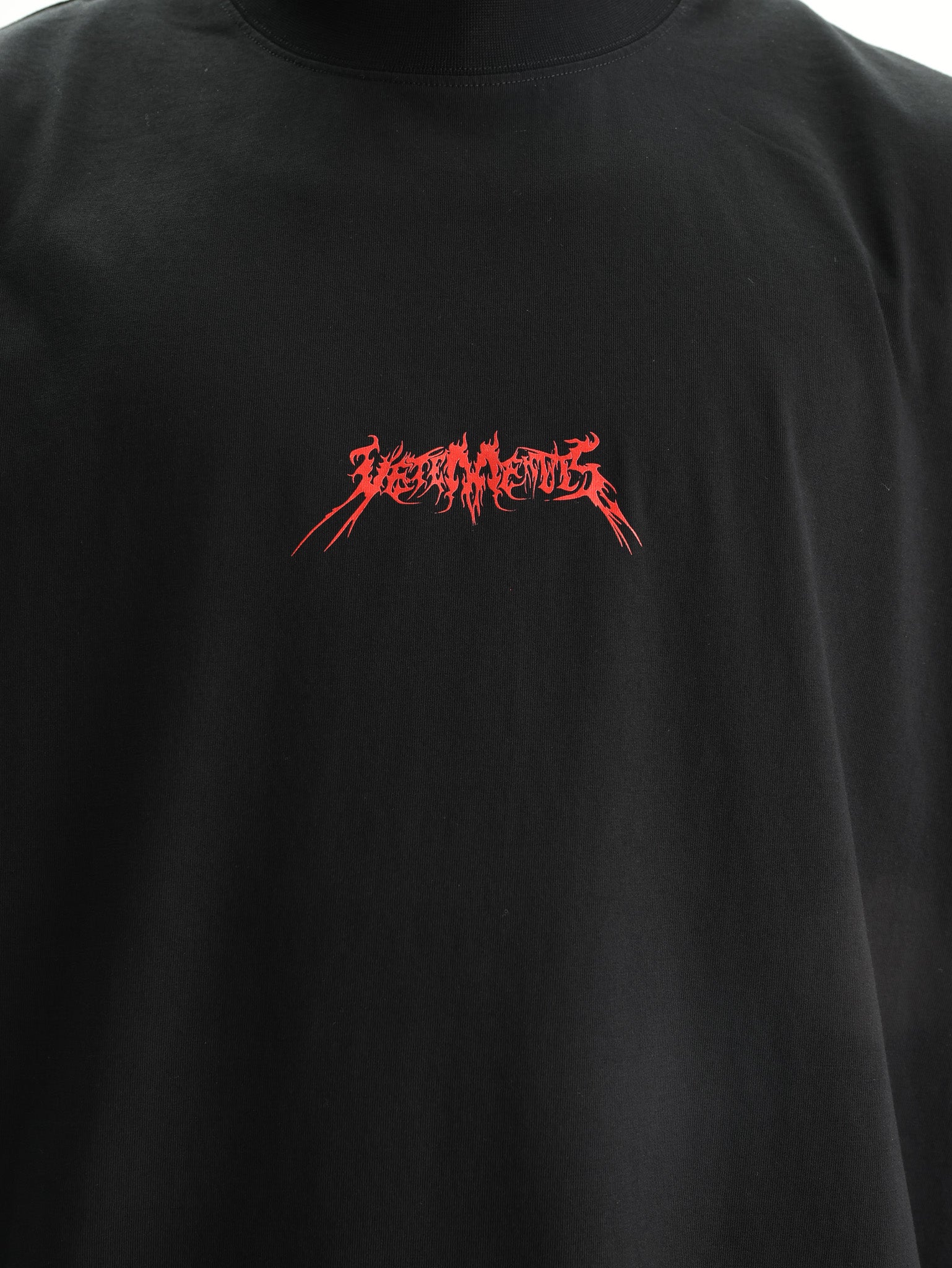 T-Shirt Vetements tee VETEMENTS トップス Metal Premium Capone AL - Black Regular Logo トップス