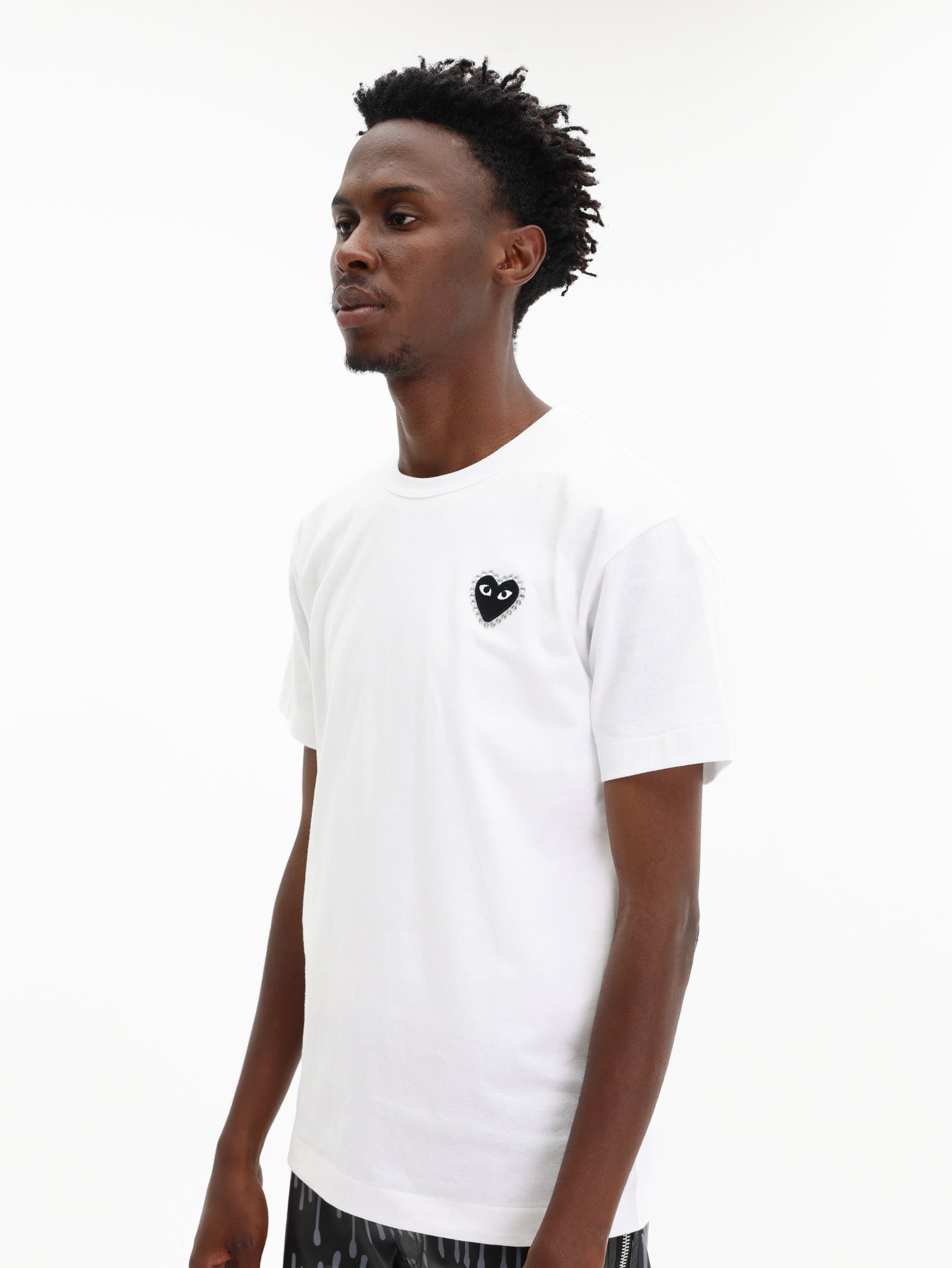 Comme Des Garcons T-Shirt Play Rhinestone Heart White - AL Capone