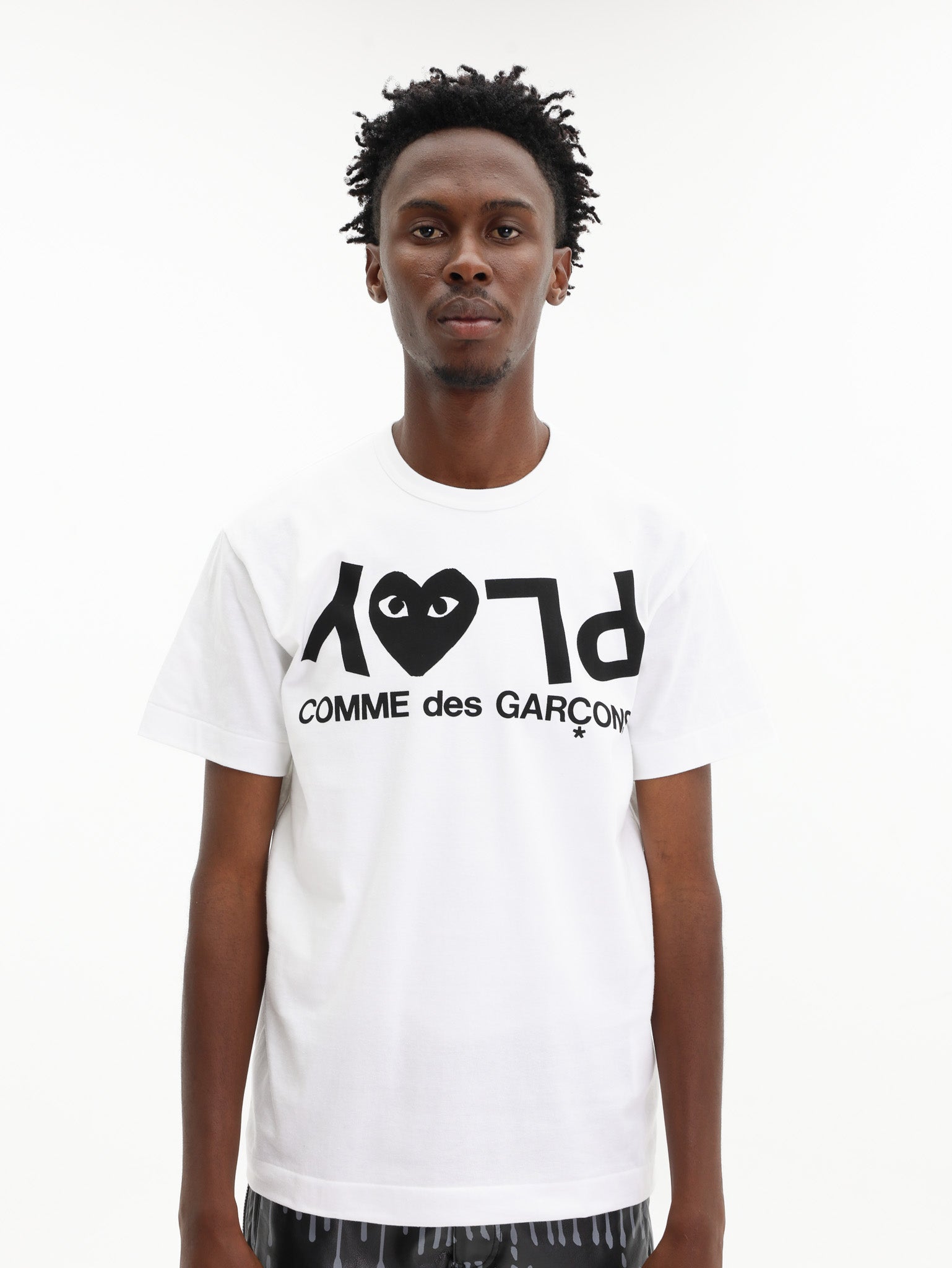 COMME des GARÇONS SHIRT Comme Des Garcons T-Shirt Play Logo Print White - AL Capone Premium