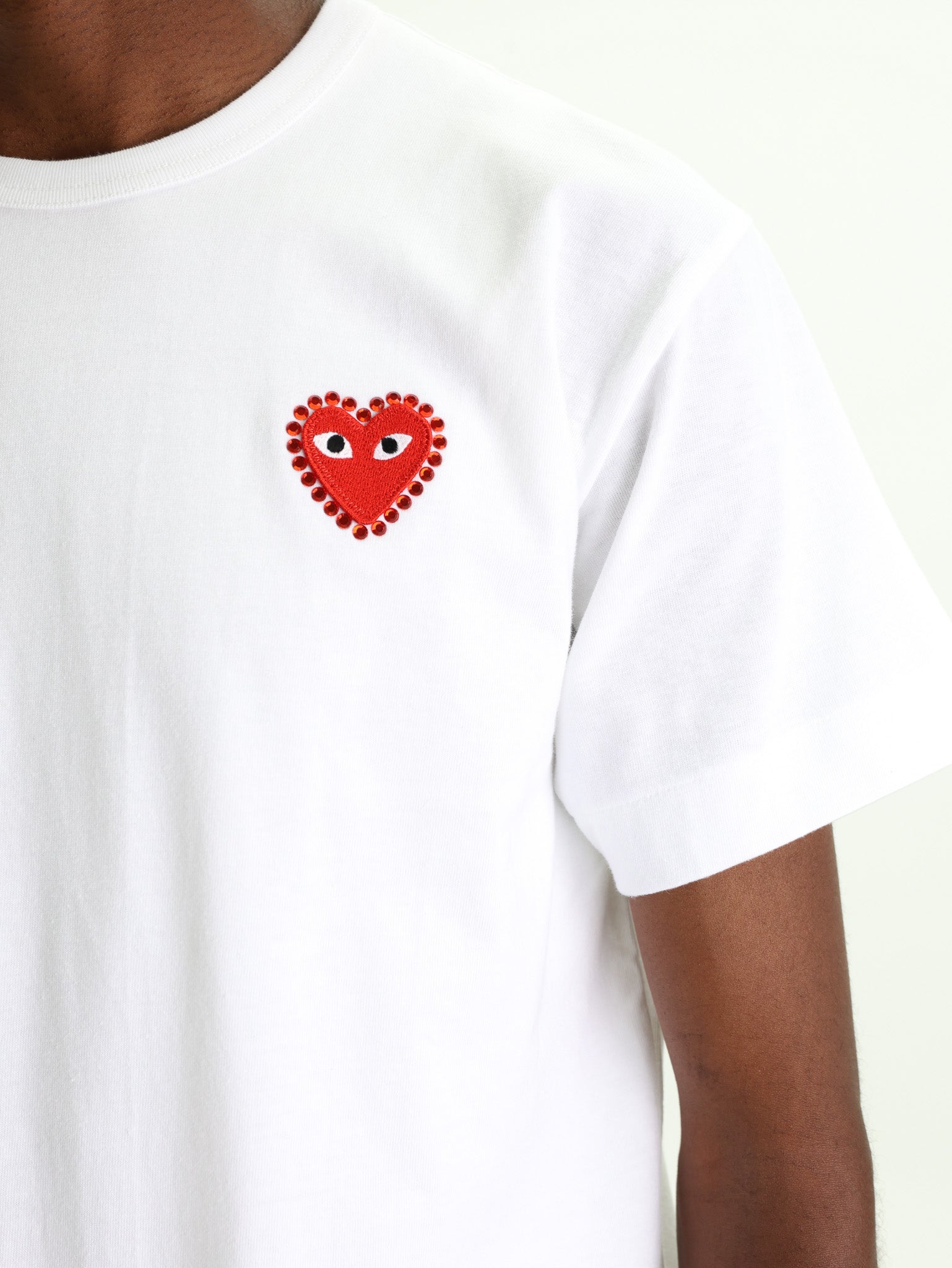 Comme Des Garcons T-Shirt Play Emblem Rhinestone Heart White - AL