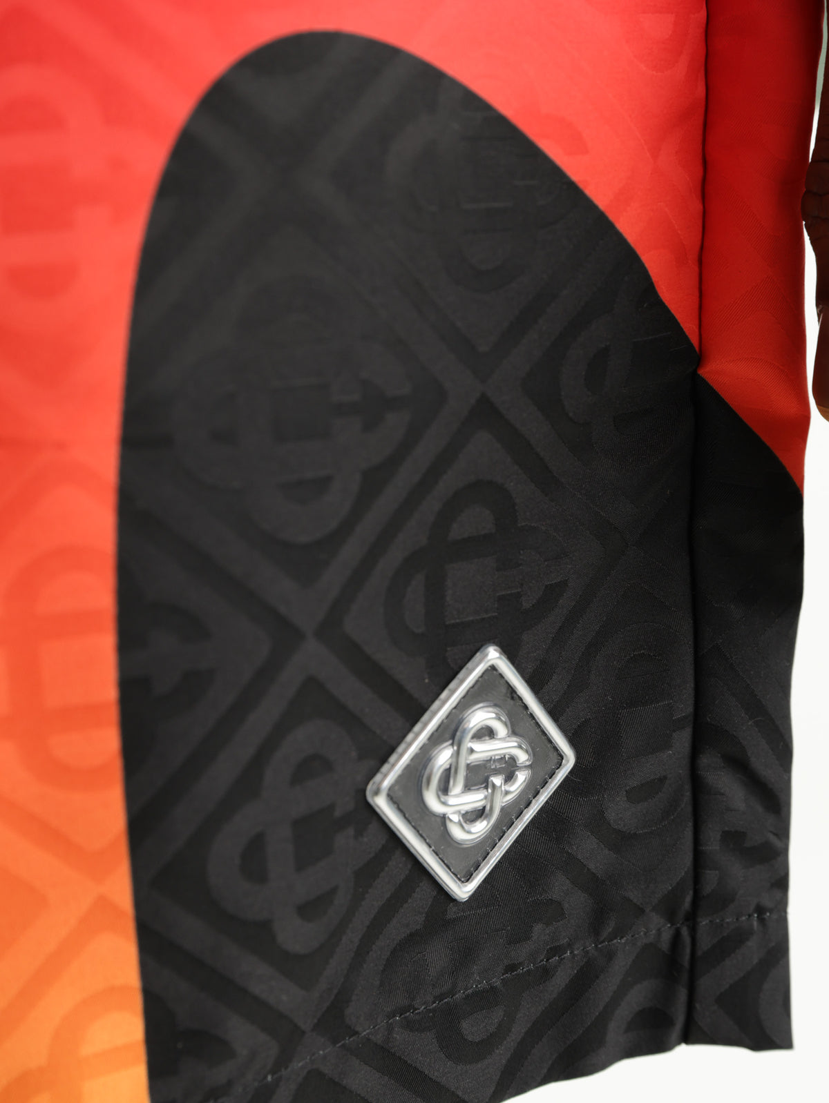 Casablanca Short Gradient Panel Jacquard Black/Red