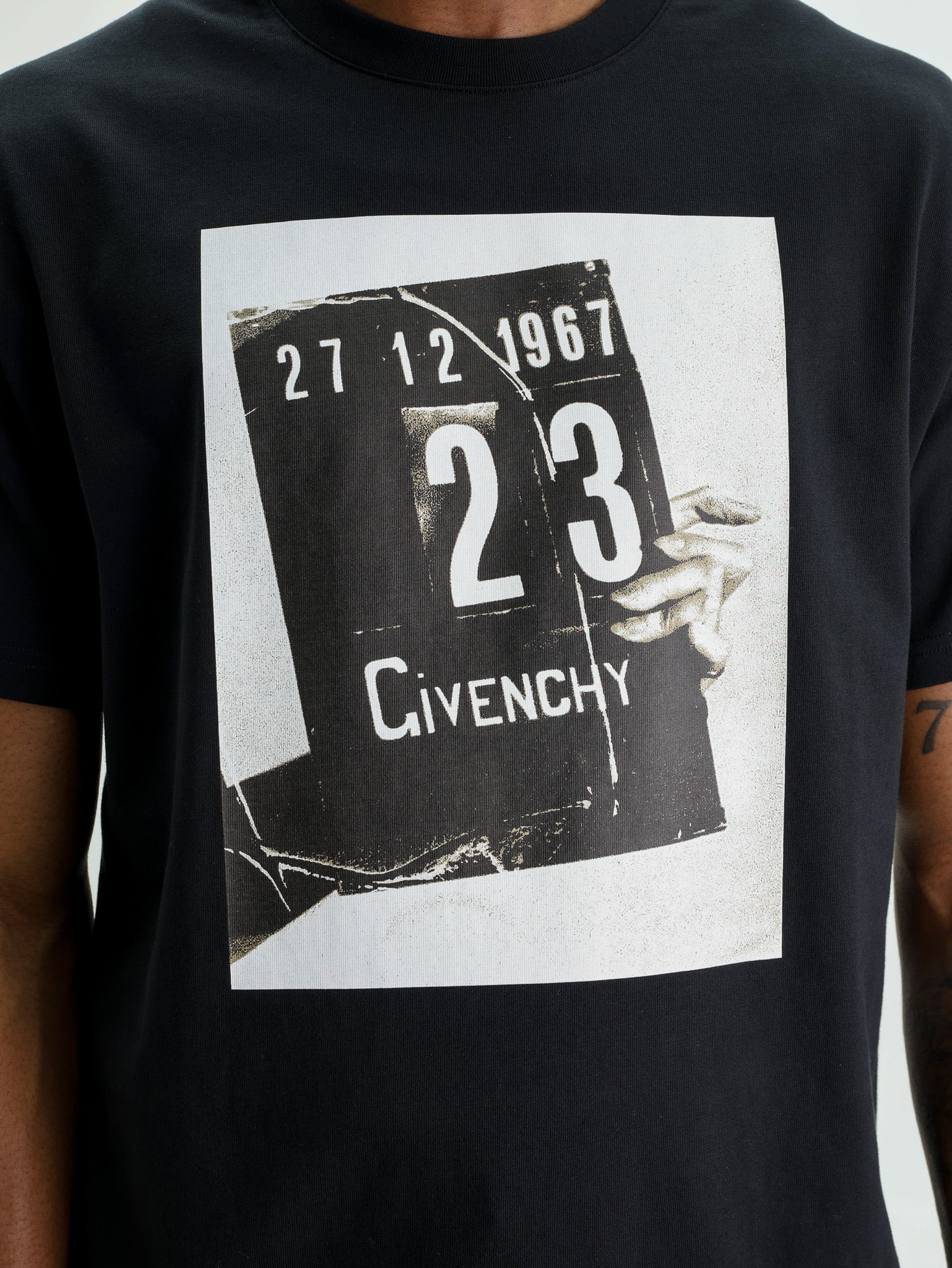 Givenchy T-Shirt With Print Black - AL Capone Premium