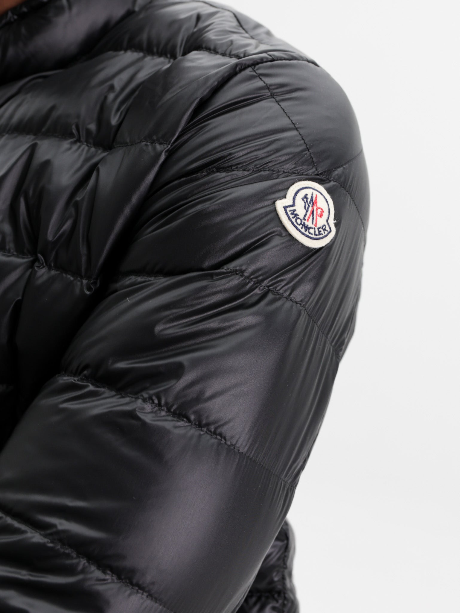 Moncler Jacket Acorus Black - AL Capone Premium