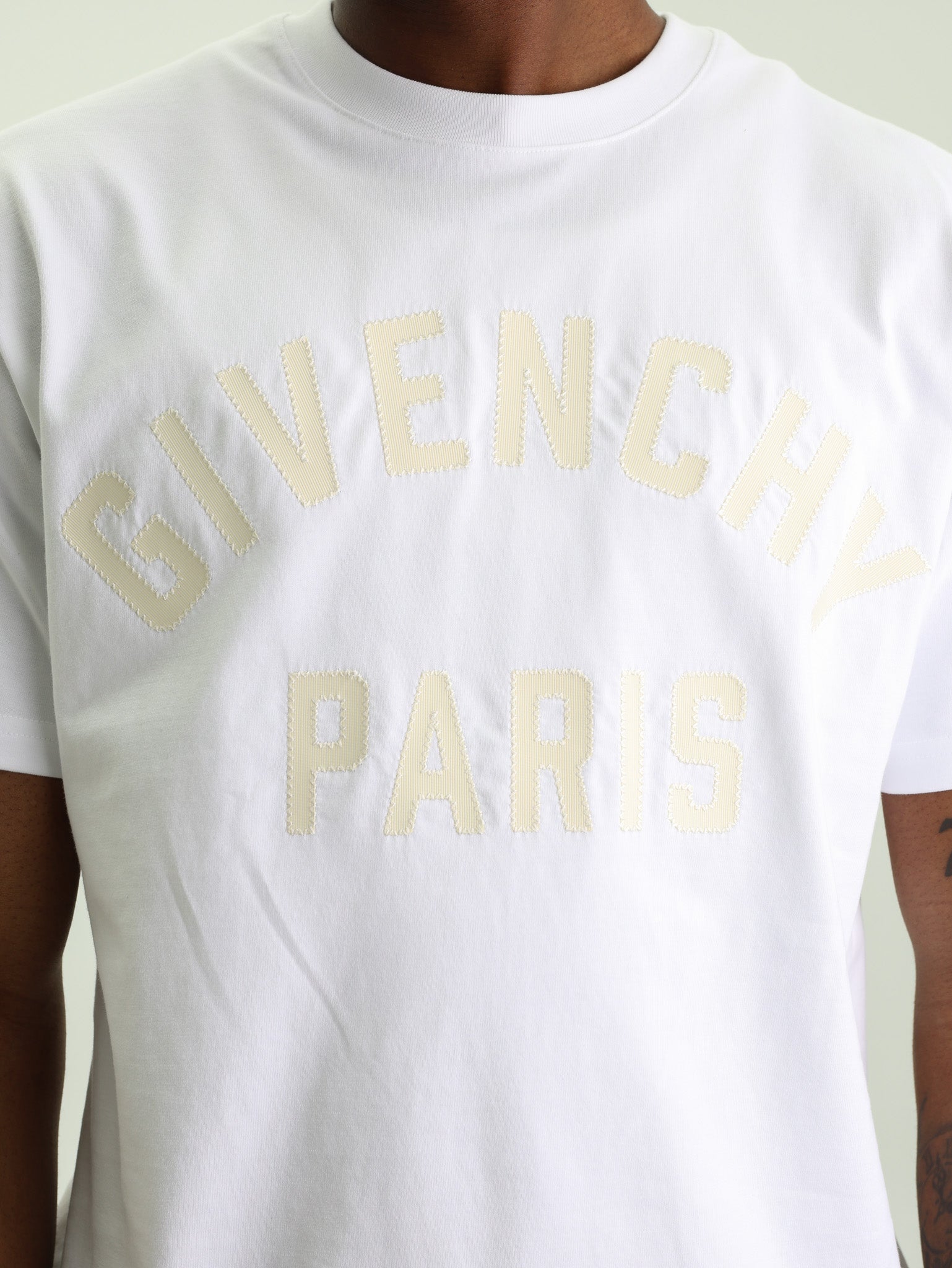 Givenchy T-Shirt Logo White - AL Capone Premium