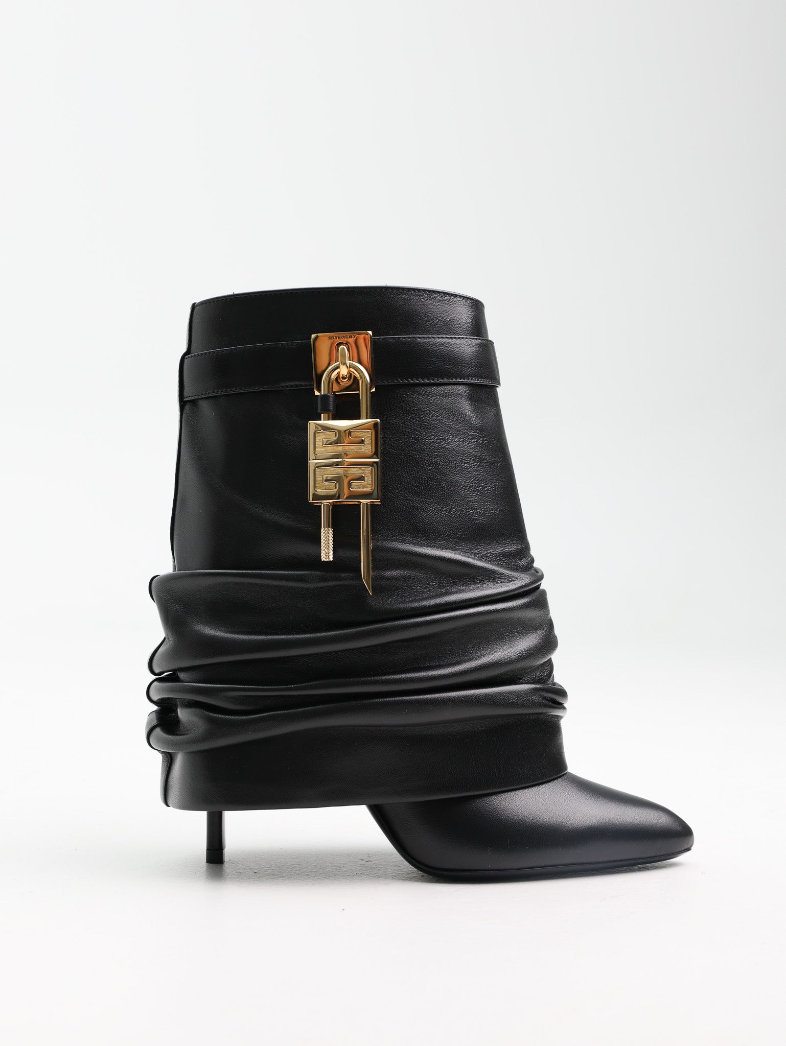 Givenchy - AL Capone Premium – Page 6