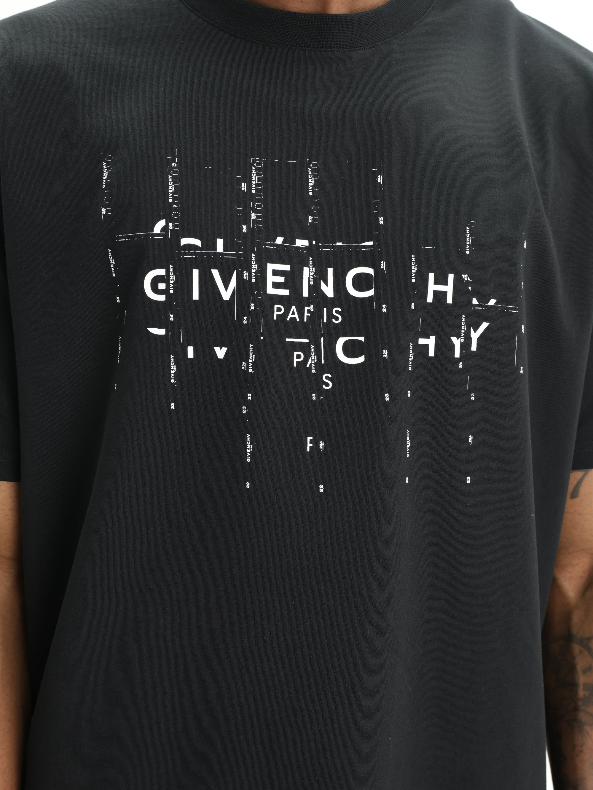Givenchy T-Shirt White Print Logo Black