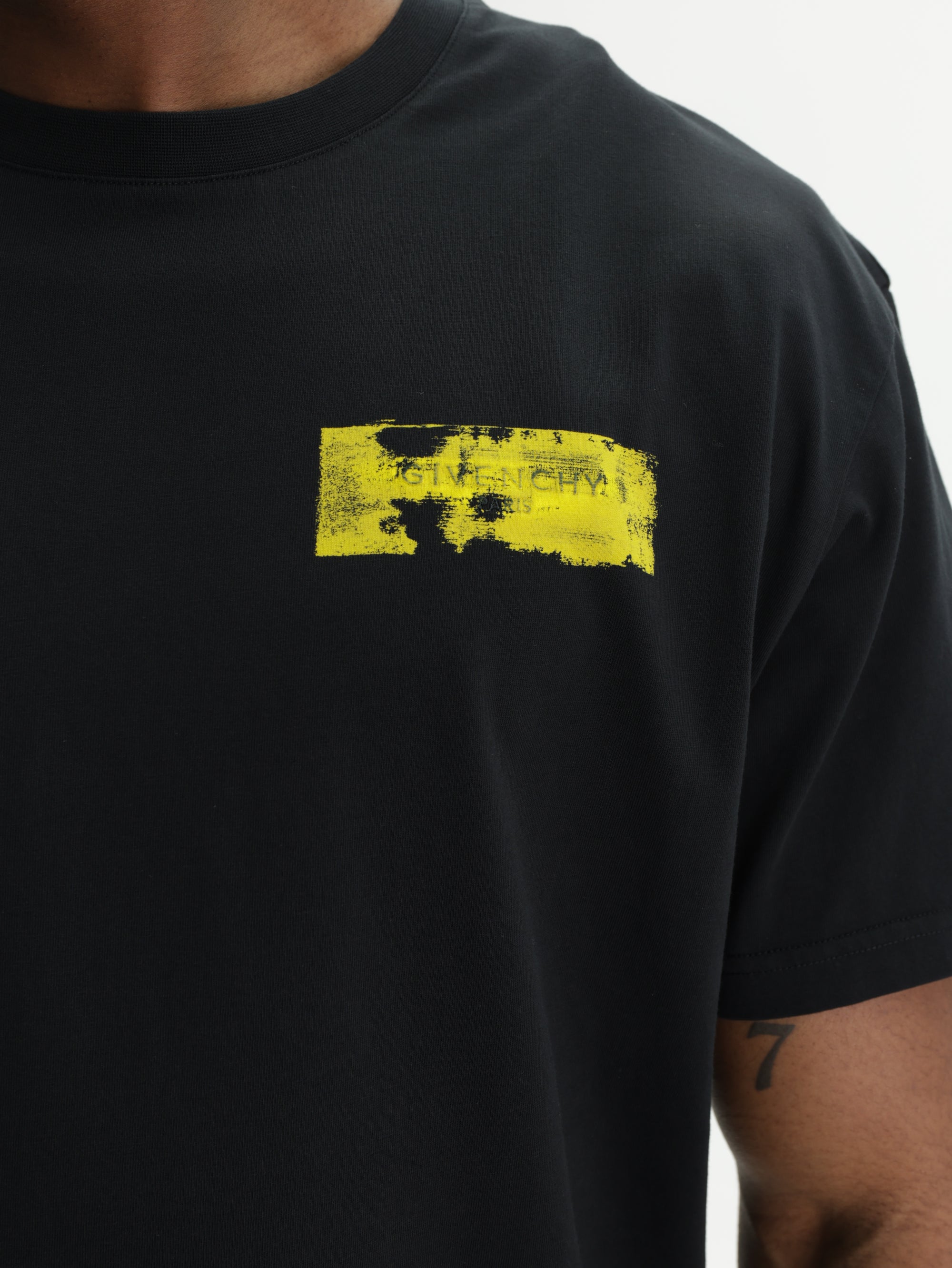 Givenchy T-Shirt Yellow Logo Print Black