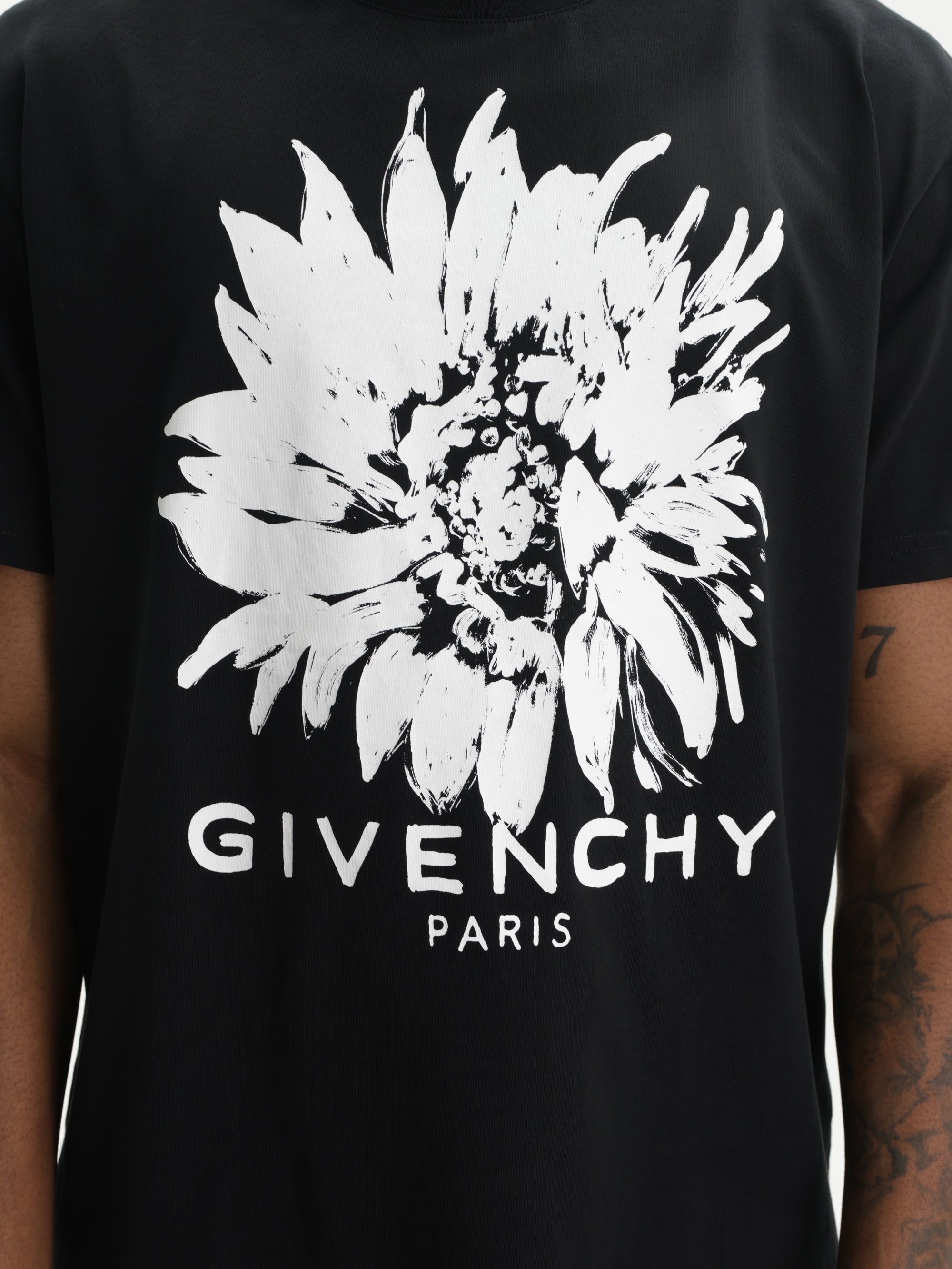 Givenchy T-Shirt Flower White Print Black