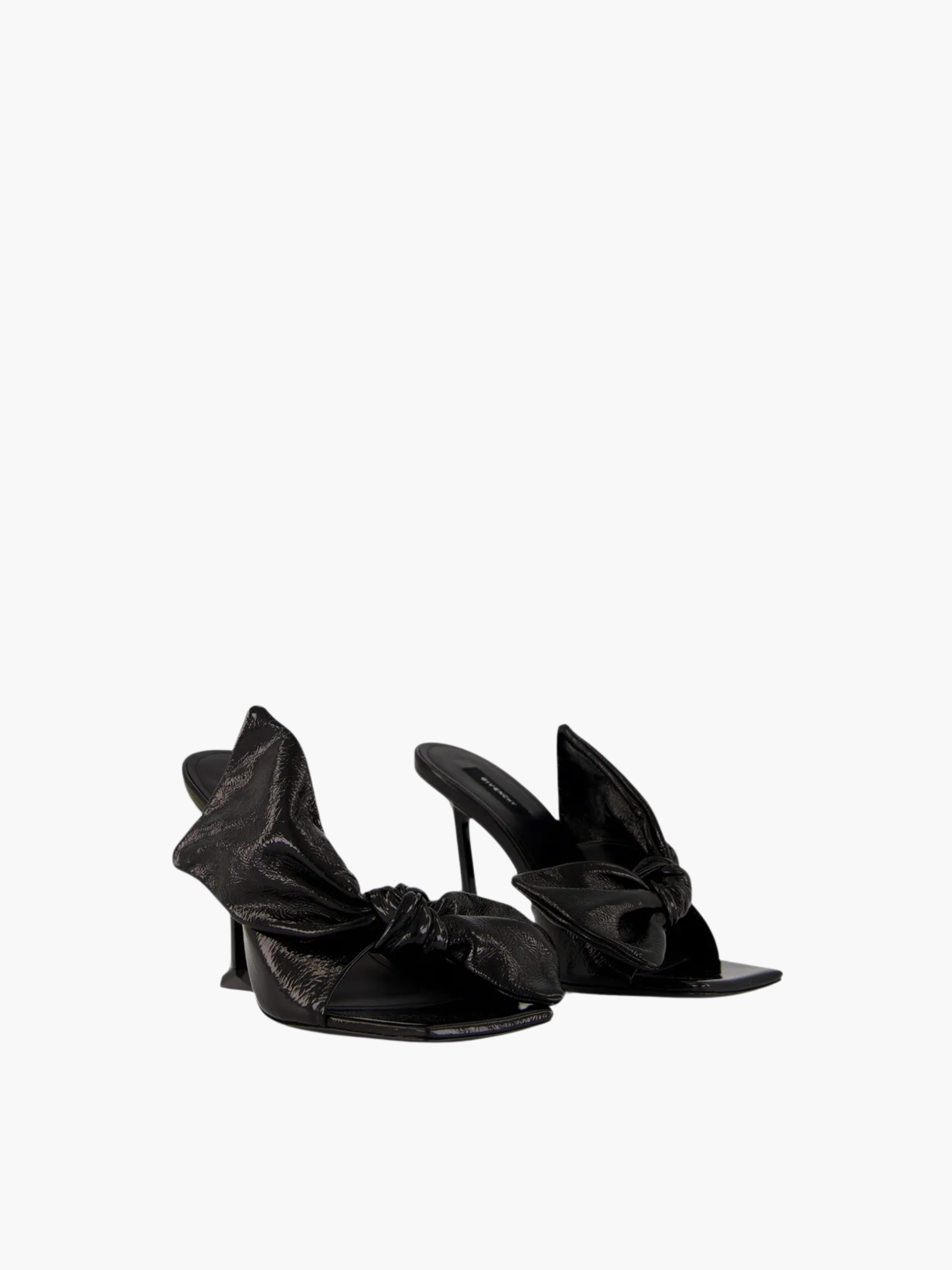 Givenchy Gh9 High Heel Leather Skin Black