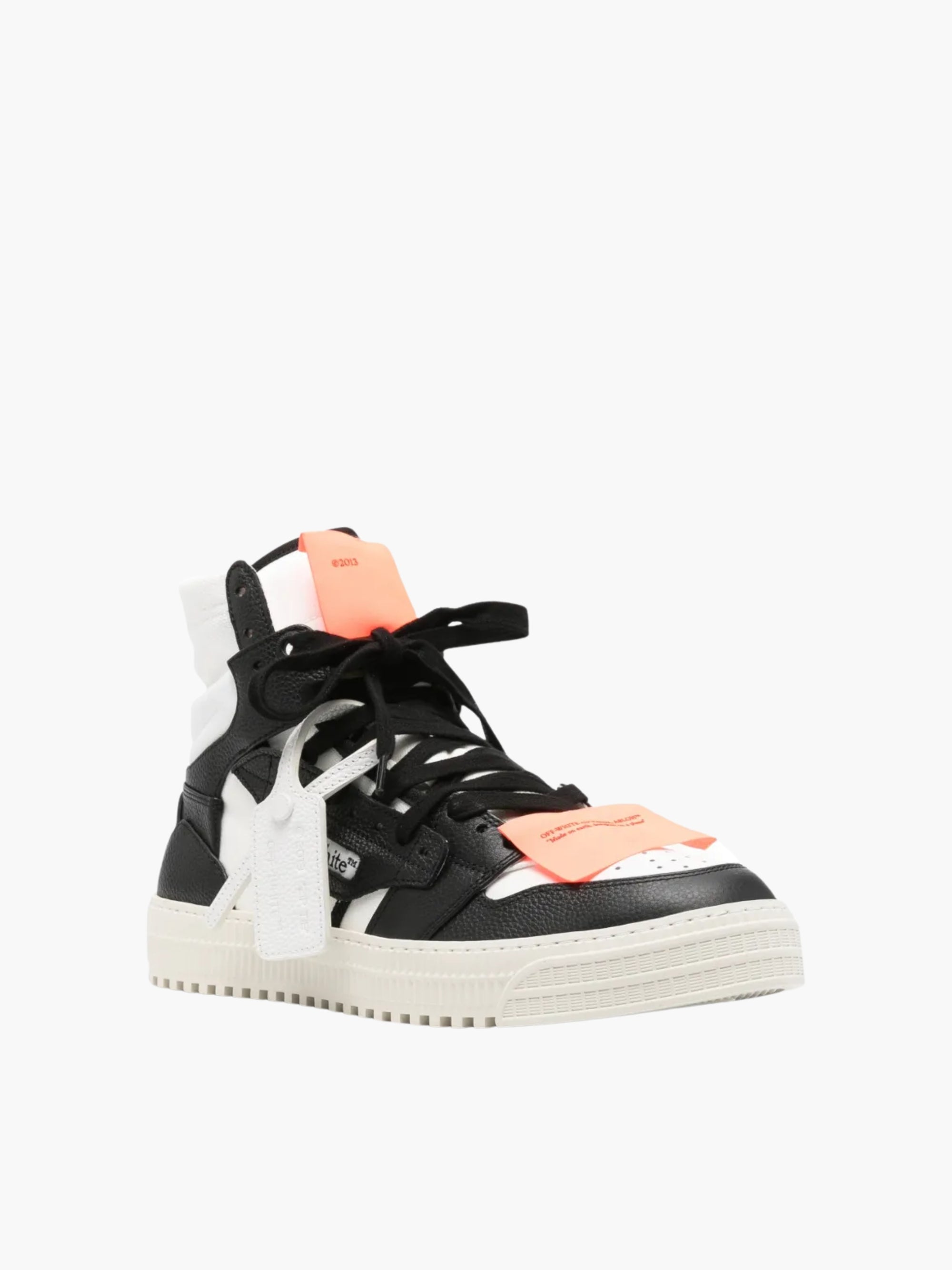 Off-white Sneakers Ows83 Off Court Black/White
