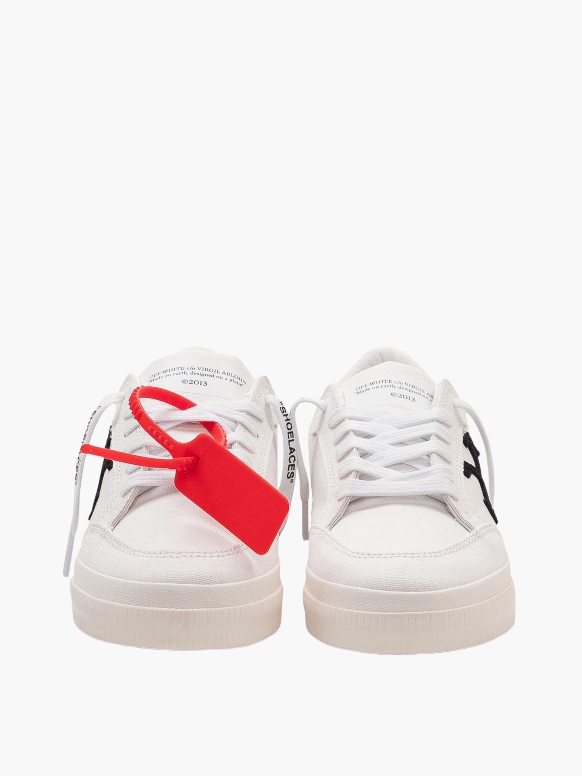 Off-white Sneakers Ows132 W-out Of Office Black/White