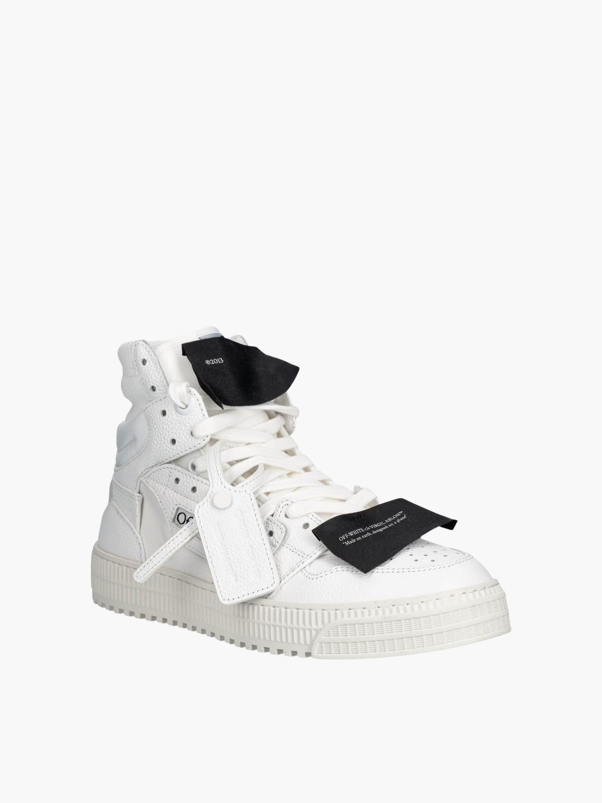 Off-white Sneakers Ows82 Off Court Black/White
