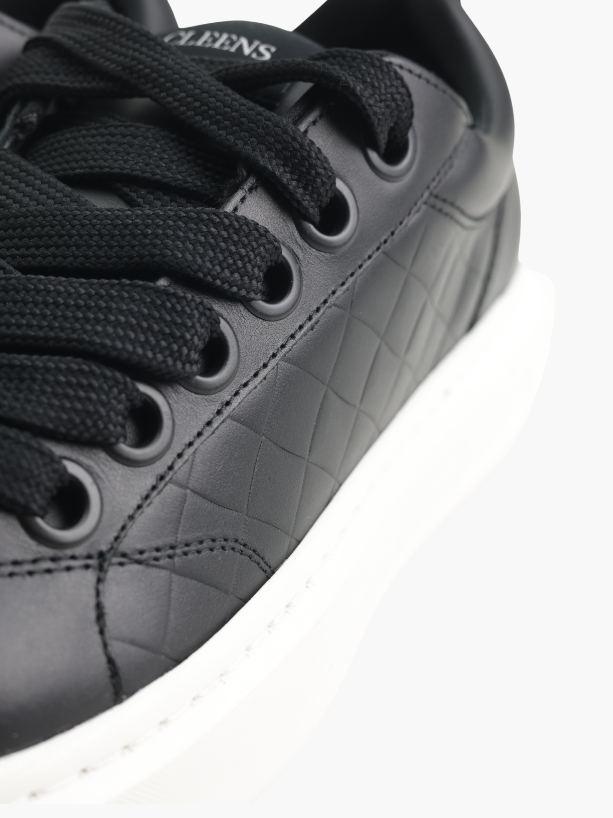 Cleens Sneaker C45 Leather White Sole Black